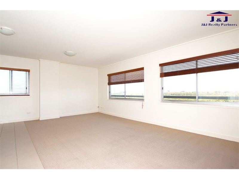 729/25 Bennelong Parkway, Wentworth Point NSW 2127