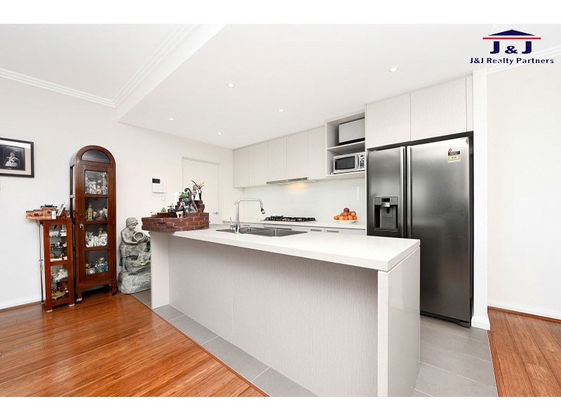 319/81 Courallie Ave, Homebush West NSW 2140