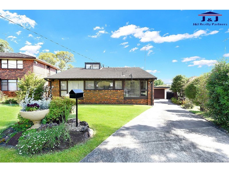 9 Robin Place, Roselands NSW 2196