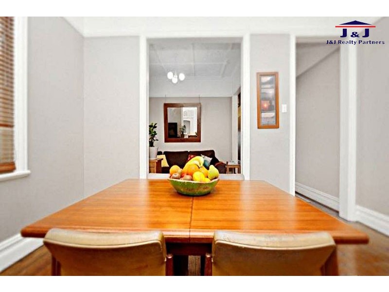 11 Park Rd, Burwood NSW 2134