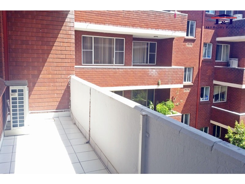 14/10-14 Burlington Rd, Homebush NSW 2140