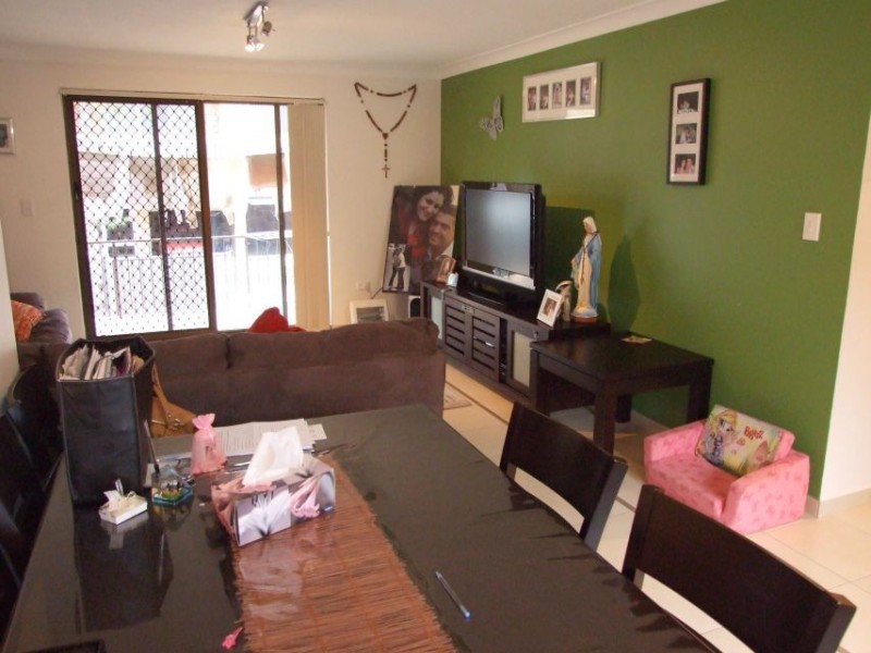 2/71-75 Meredith St., Bankstown NSW 2200