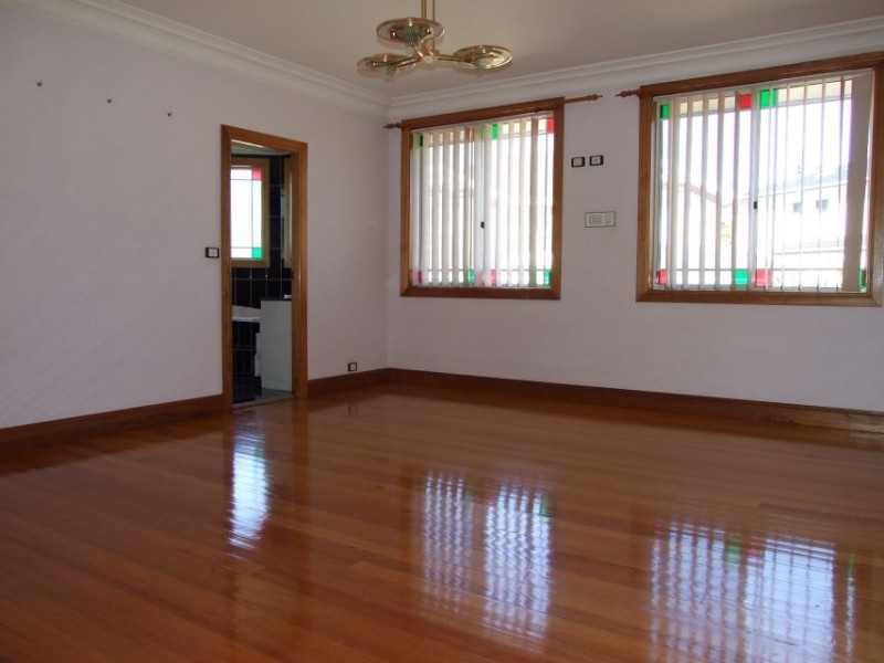 4 Rhys Place, Edensor Park NSW 2176