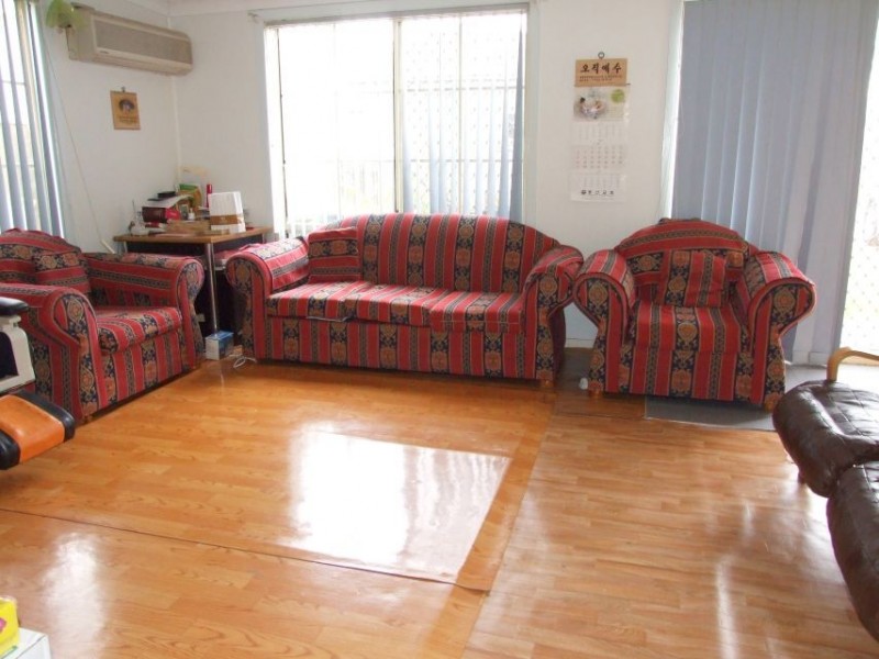 175 Burnett St., Mays Hill NSW 2145