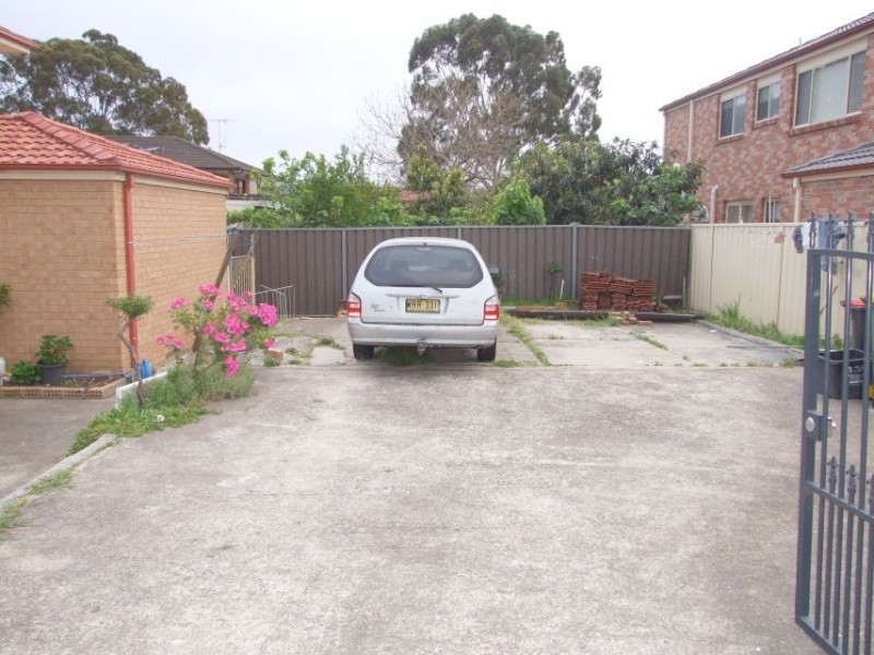 107 Wateroo Rd., Greenacre NSW 2190