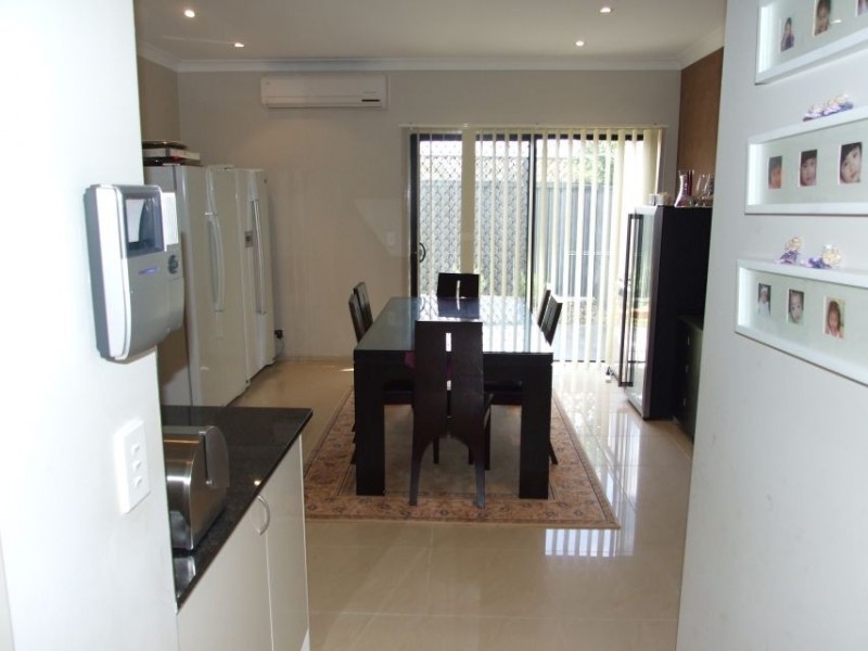 22 John Marie Pl (80-82 Rogers St), Roselands NSW 2196