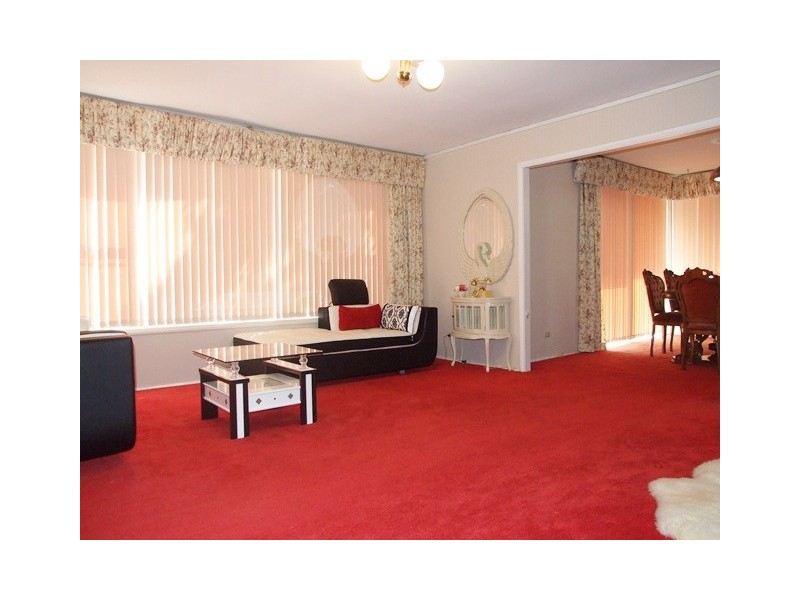 11 Evelyn St, Baulkham Hills NSW 2153