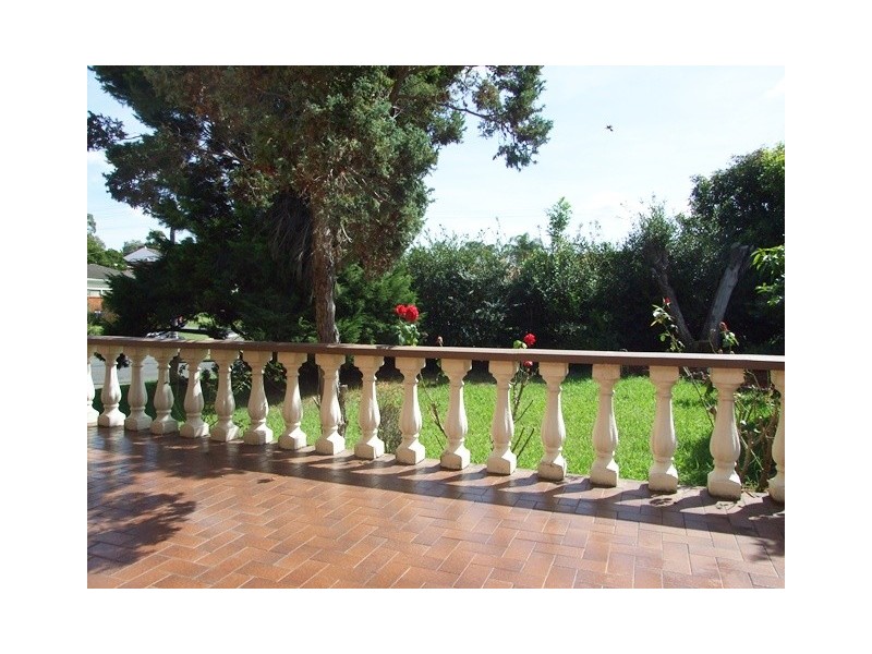 11 Evelyn St, Baulkham Hills NSW 2153