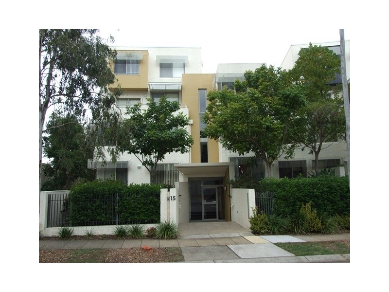 2/15 Blaxland Ave, Newington NSW 2127