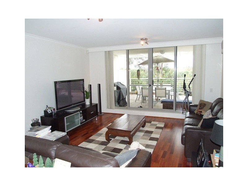 2/15 Blaxland Ave, Newington NSW 2127