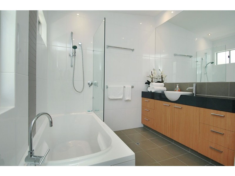 Mermaid Beach QLD 4218