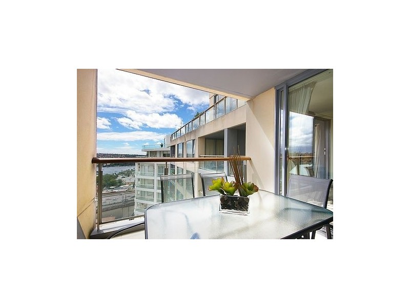 2203/2 Dind Street, Milsons Point NSW 2061
