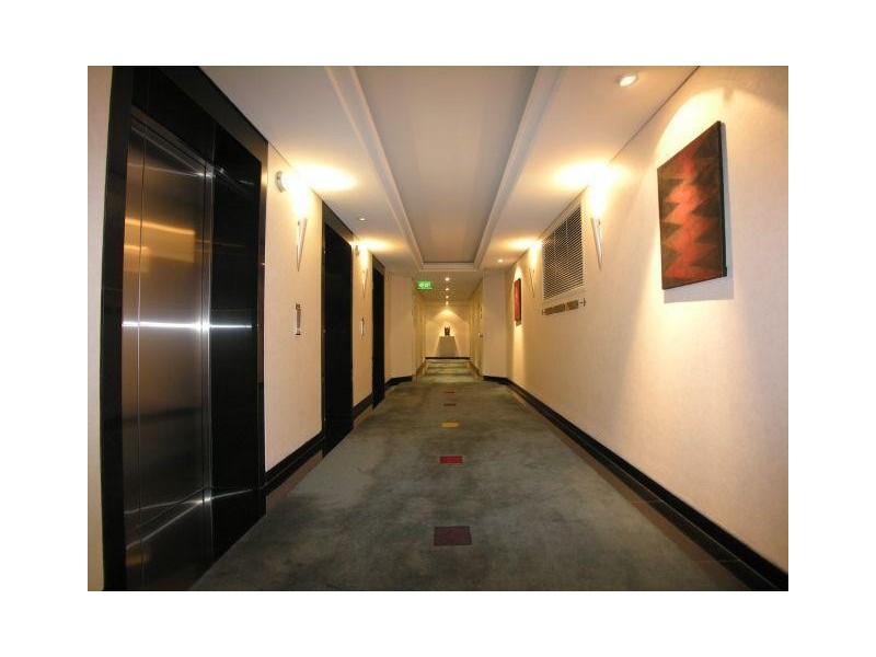 2203/2 Dind Street, Milsons Point NSW 2061