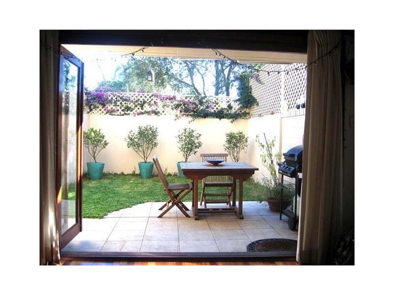 2/23 Mitchell Road, Mosman NSW 2088