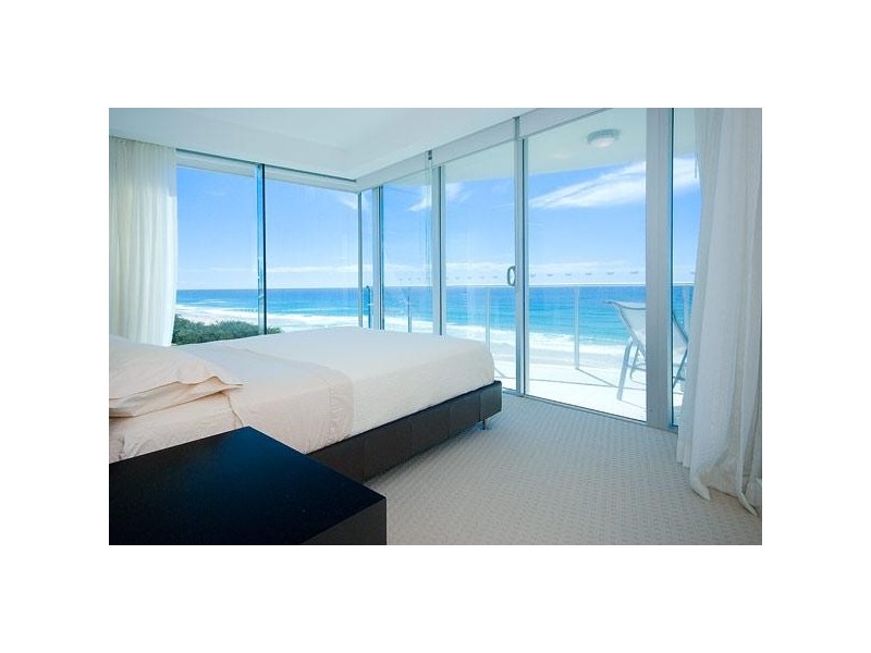 Broadbeach QLD 4218