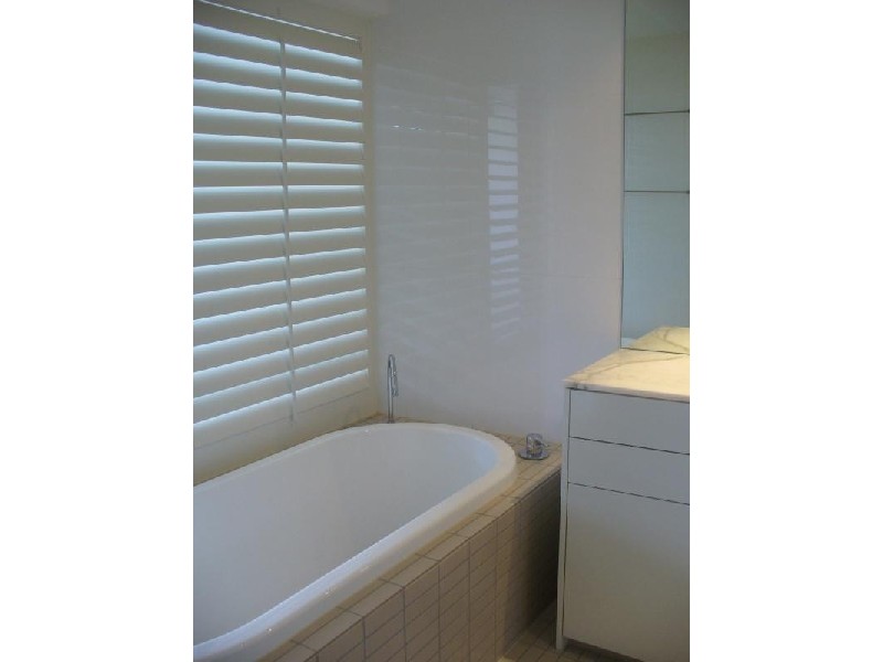 Broadbeach QLD 4218