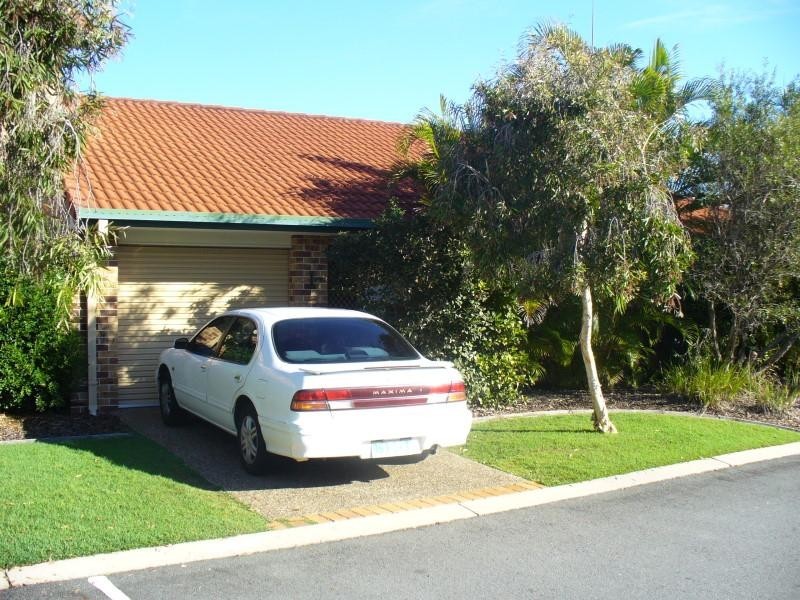 Clear Island Waters QLD 4226