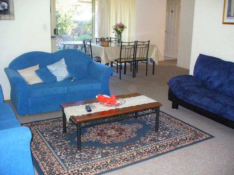 Clear Island Waters QLD 4226