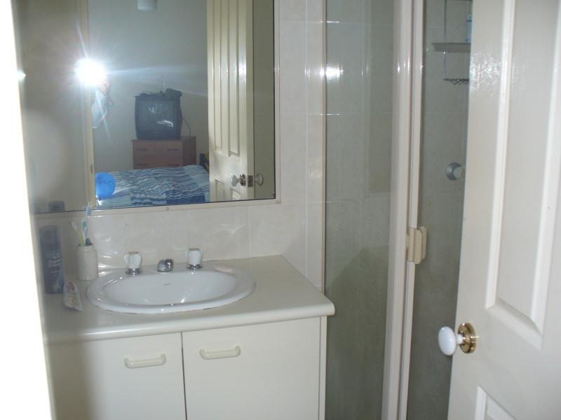 Clear Island Waters QLD 4226