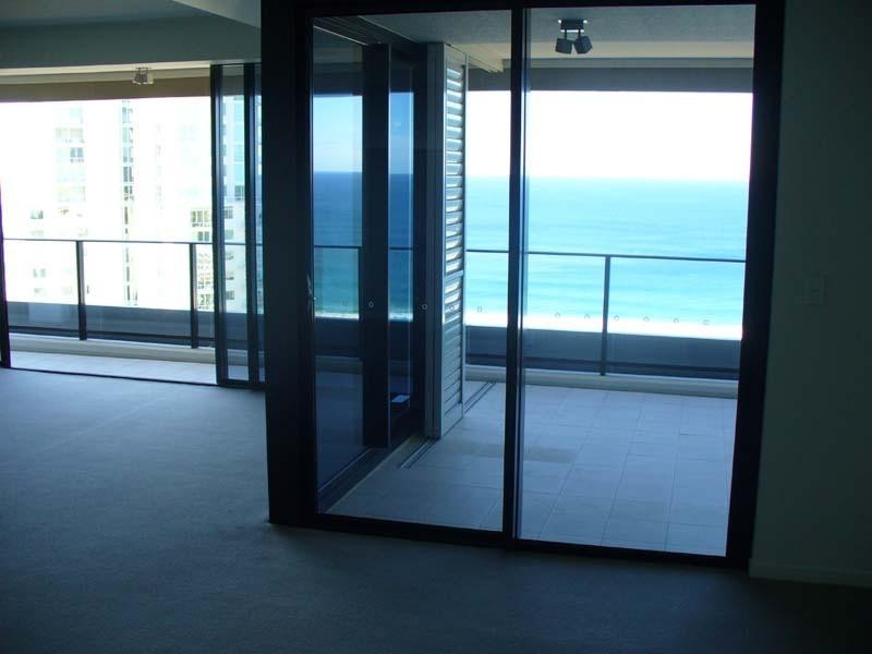 Broadbeach QLD 4218