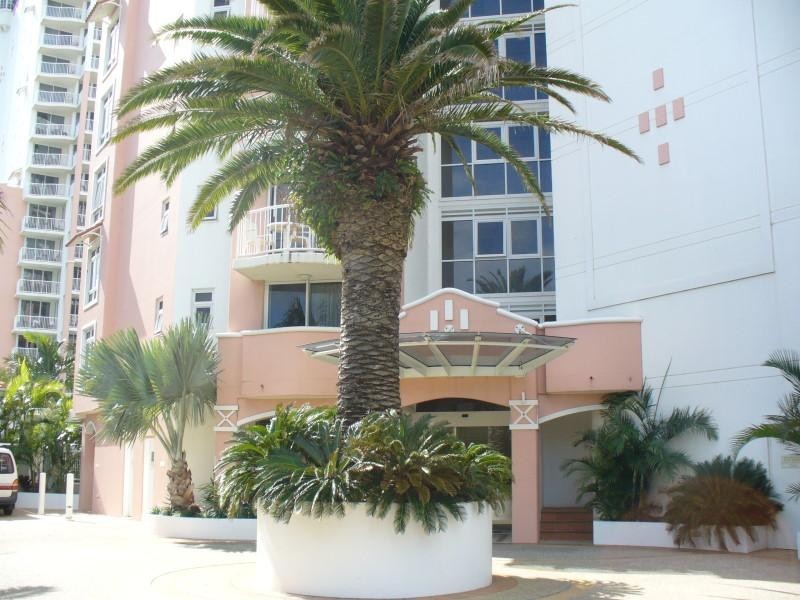 Broadbeach QLD 4218