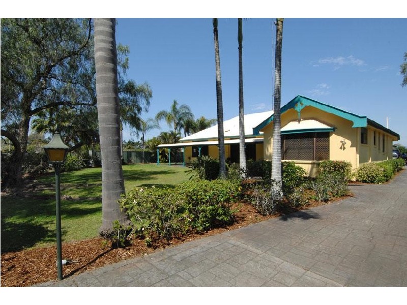 11 Maryland Avenue, Carrara QLD 4211