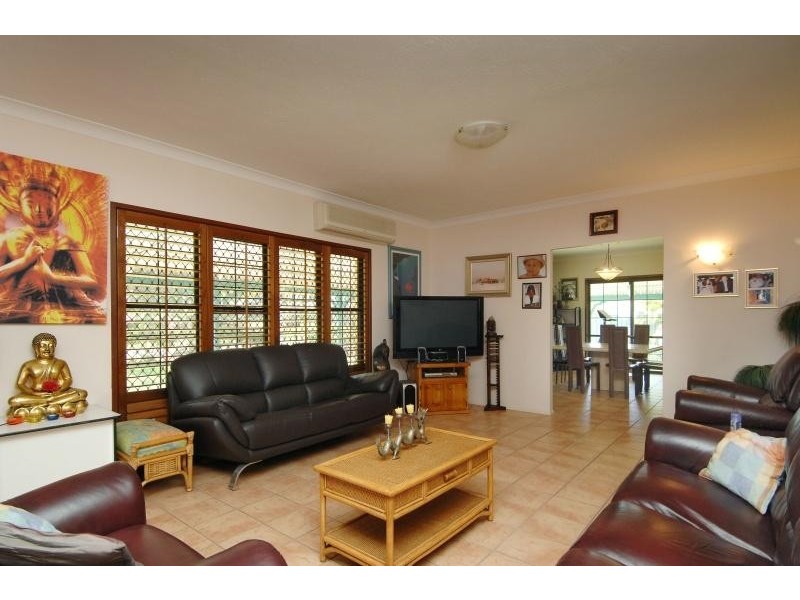 11 Maryland Avenue, Carrara QLD 4211