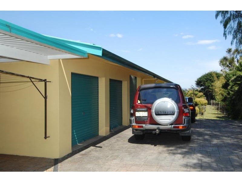 11 Maryland Avenue, Carrara QLD 4211