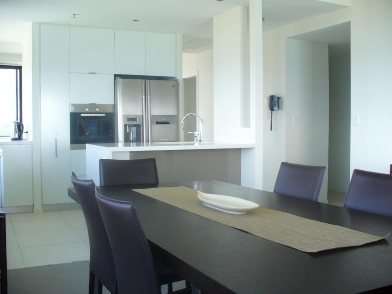 Broadbeach QLD 4218