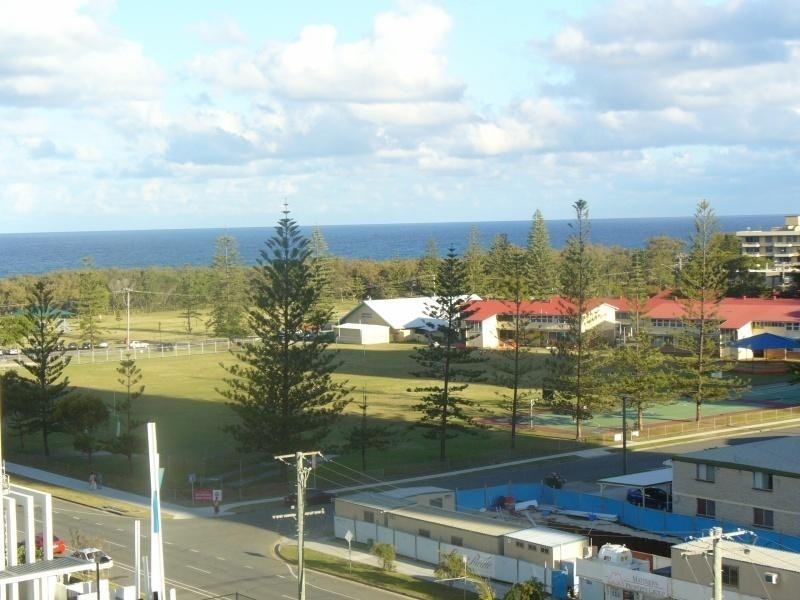 Broadbeach QLD 4218