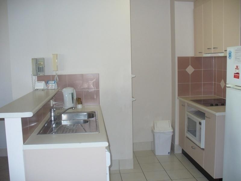 Broadbeach QLD 4218
