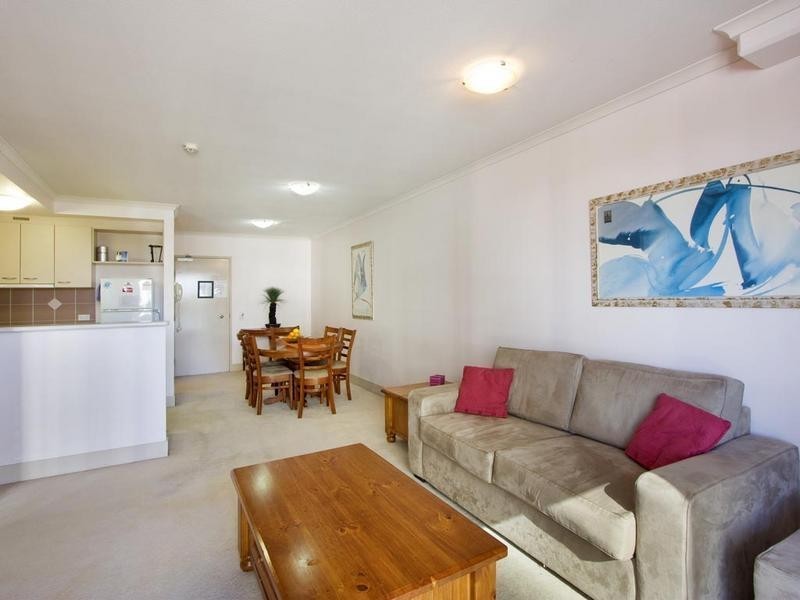 Broadbeach QLD 4218