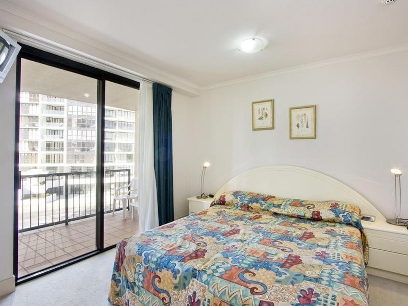 Broadbeach QLD 4218