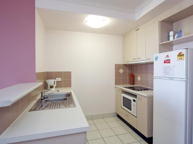 Broadbeach QLD 4218