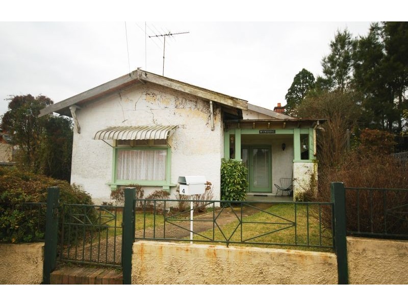 4 Merriwa Street, Katoomba NSW 2780