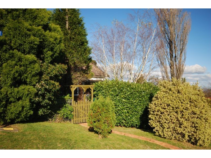 2 Martin Street, Katoomba NSW 2780