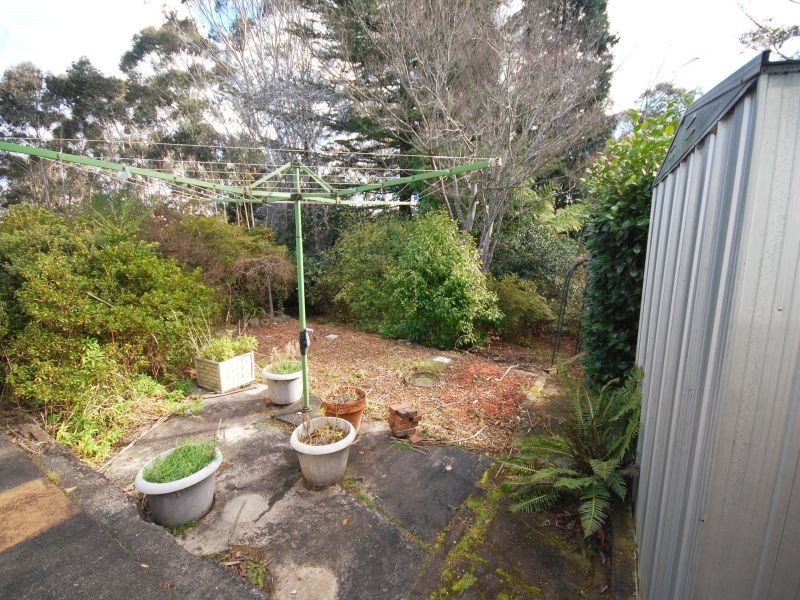 9 Whinmoor Street, Katoomba NSW 2780