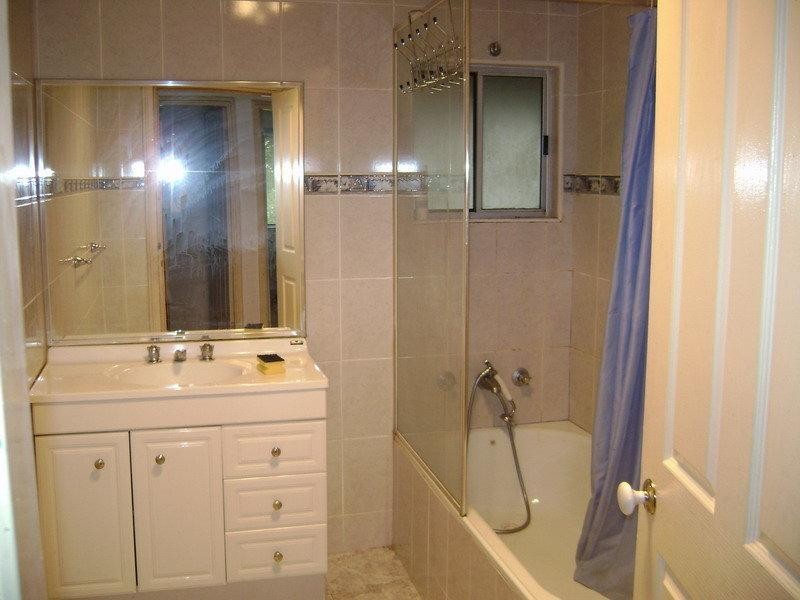 36 HEMINGWAY CRS, Fairfield NSW 2165