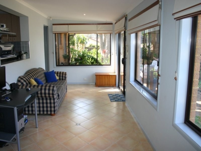 Wallacia NSW 2745