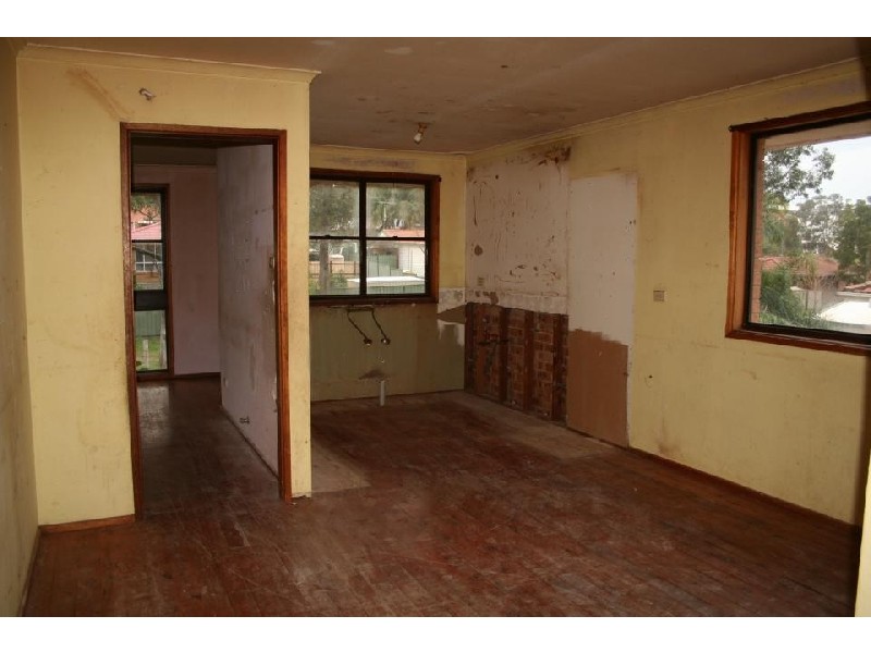 81 Farmview Drive, Cranebrook NSW 2749