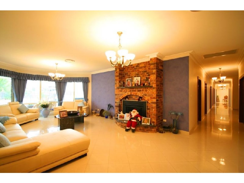 Greenhills Drive, Silverdale NSW 2752