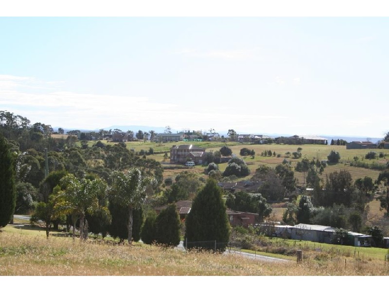 96 Castle Road, Orchard Hills NSW 2748