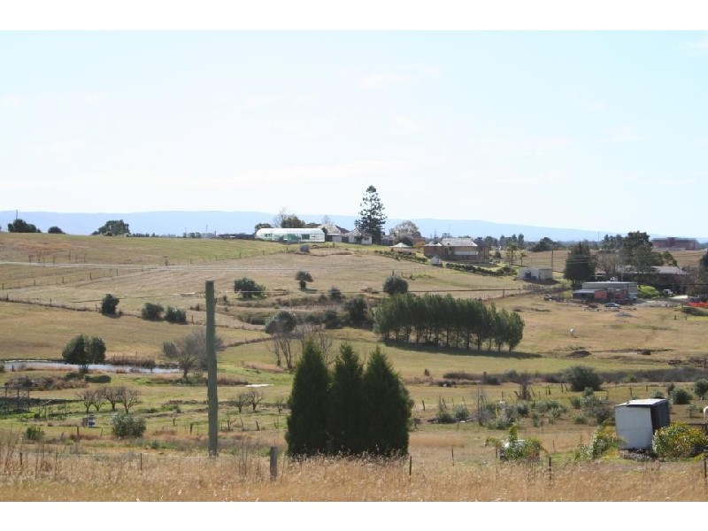 96 Castle Road, Orchard Hills NSW 2748