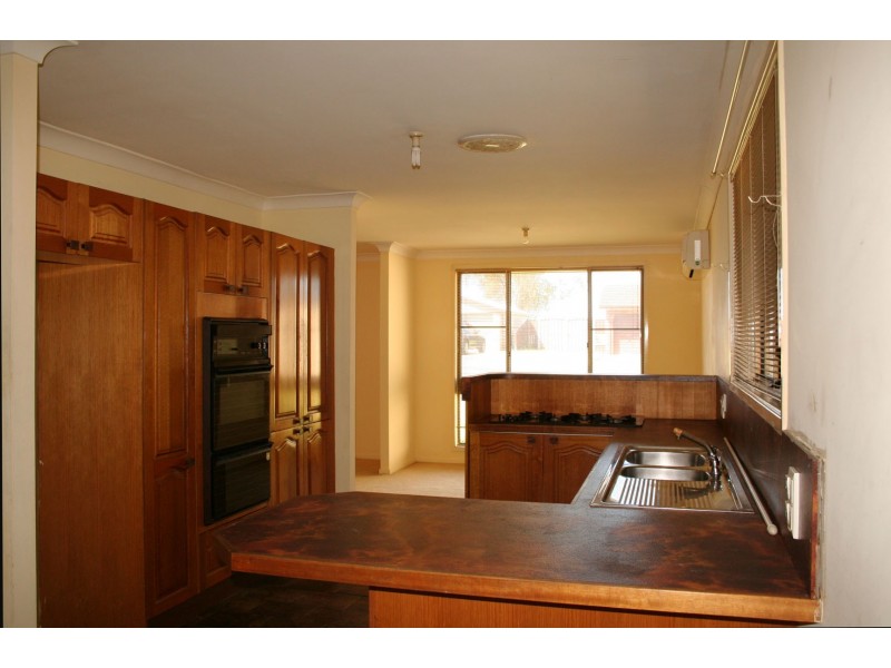 13 Witcom Street, Cranebrook NSW 2749