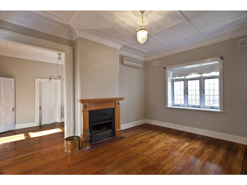 6 Blenheim Road, Lindfield NSW 2070