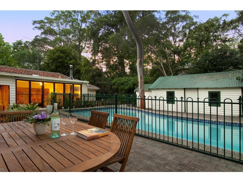 77 Lofberg Road, West Pymble NSW 2073
