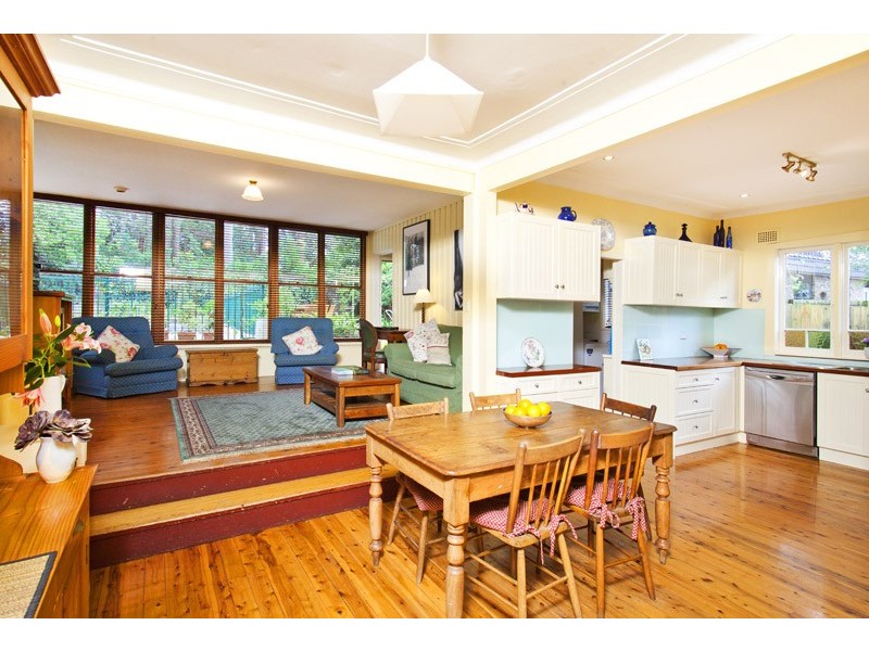 77 Lofberg Road, West Pymble NSW 2073