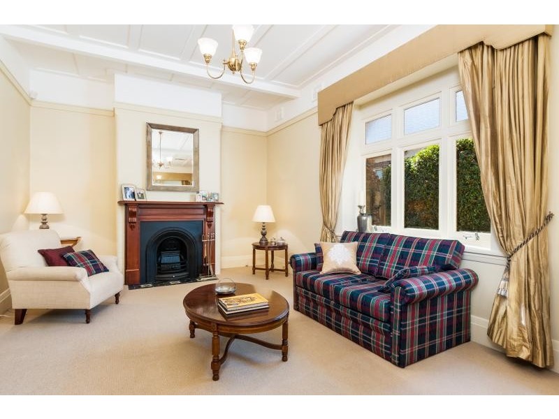 10 Woodside Avenue, Lindfield NSW 2070