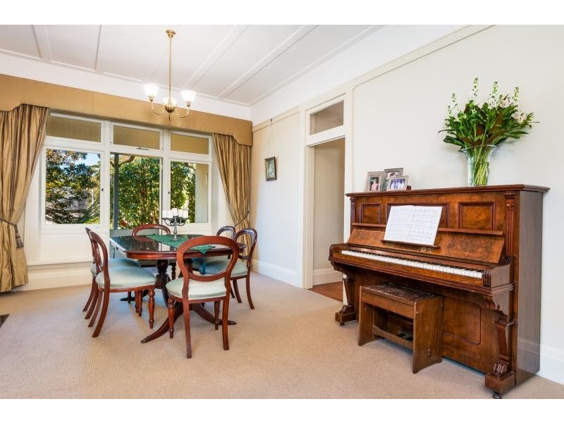 10 Woodside Avenue, Lindfield NSW 2070