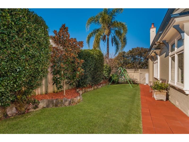 10 Woodside Avenue, Lindfield NSW 2070